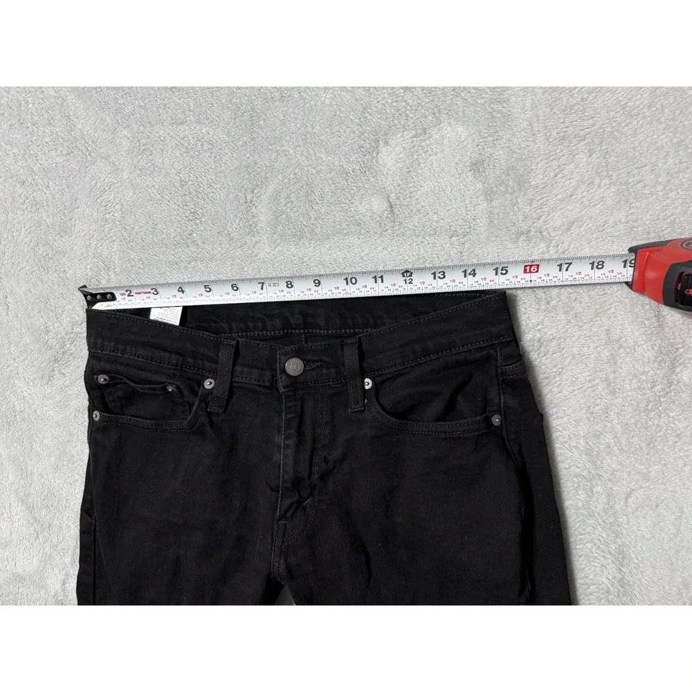 Levis before purchasing